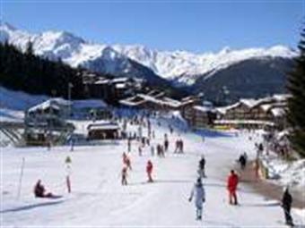 Residencias varias Arc 1800